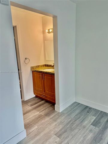 6182 SW 4th Street, Margate, FL 33068