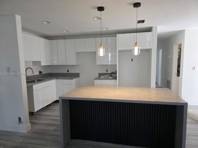 6182 SW 4th Street, Margate, FL 33068