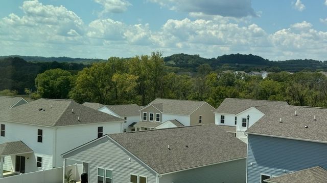 3855 Kindler Ct, Columbia, TN 38401