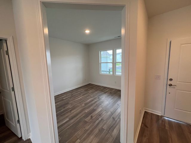 3855 Kindler Ct, Columbia, TN 38401