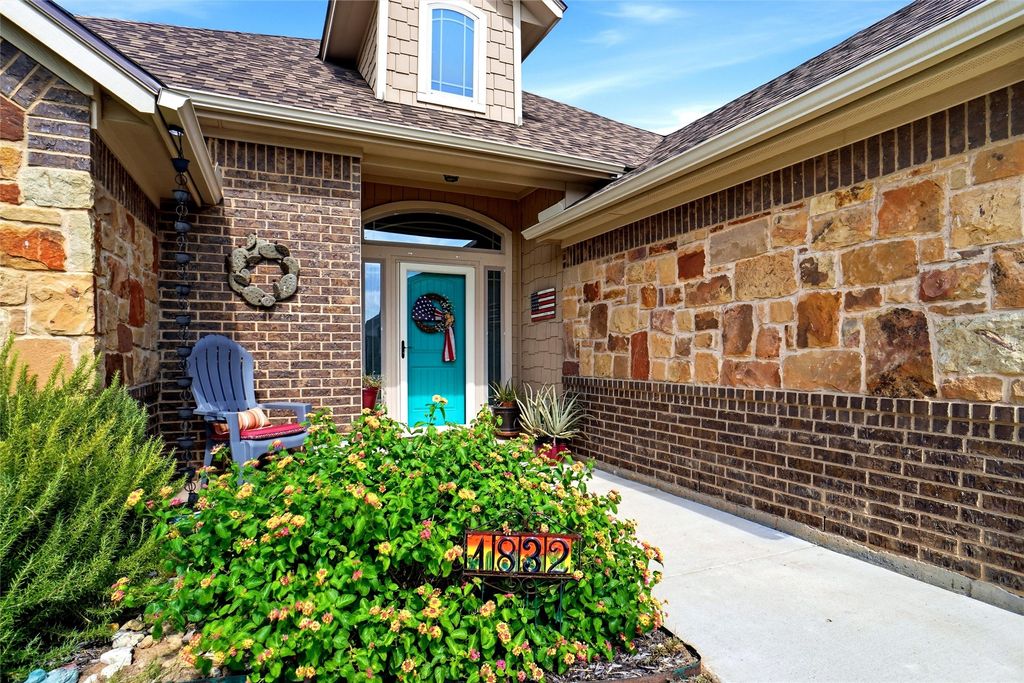1832 Town Creek Circle, Weatherford, TX 76086 — photo 4