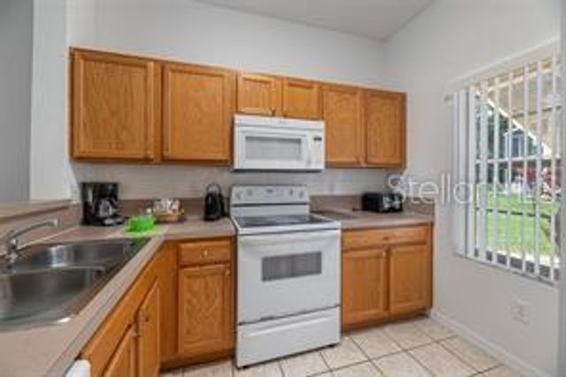 1057 PARK RIDGE CIRCLE, Kissimmee, FL 34746