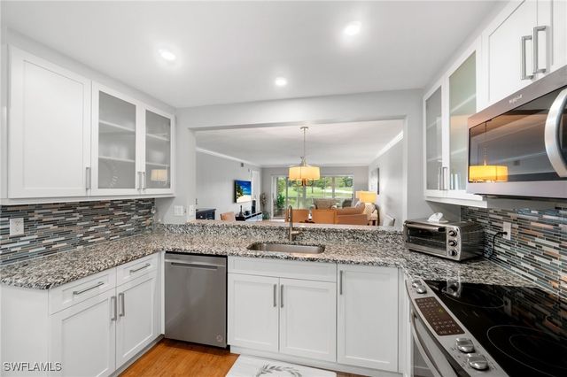 4572 Andover WAY C105, Naples, FL 34112