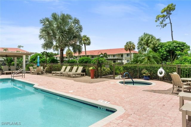 4572 Andover WAY C105, Naples, FL 34112