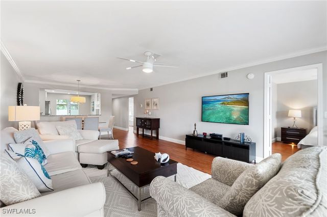 4572 Andover WAY C105, Naples, FL 34112