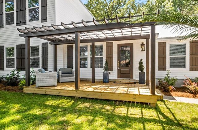 107 Beacons Bend Road, Crestview, FL 32536