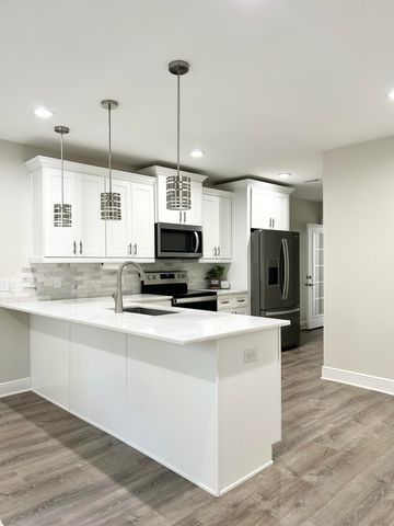 107 Beacons Bend Road, Crestview, FL 32536