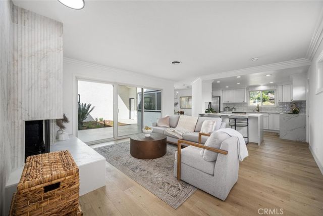 872 2 Huron Drive, Claremont, CA 91711