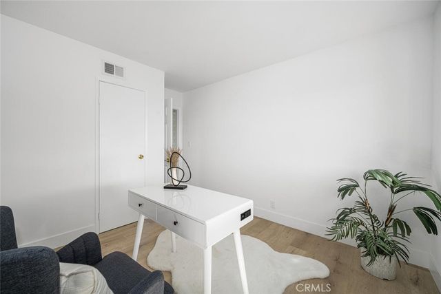 872 2 Huron Drive, Claremont, CA 91711