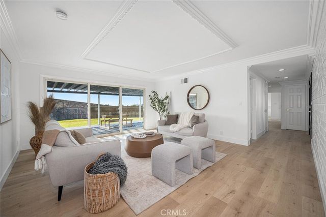 872 2 Huron Drive, Claremont, CA 91711