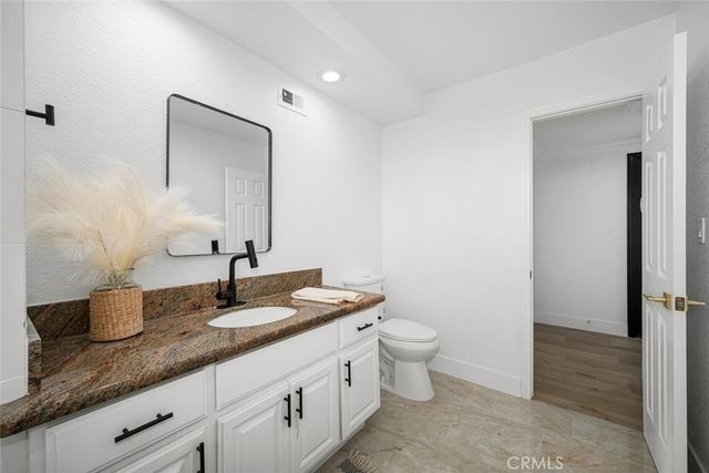 872 2 Huron Drive, Claremont, CA 91711