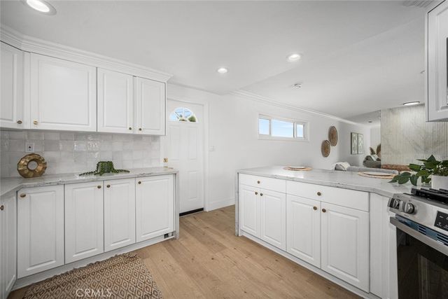 872 2 Huron Drive, Claremont, CA 91711