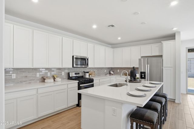 19311 W Valle Vista Way, Litchfield Park, AZ 85340