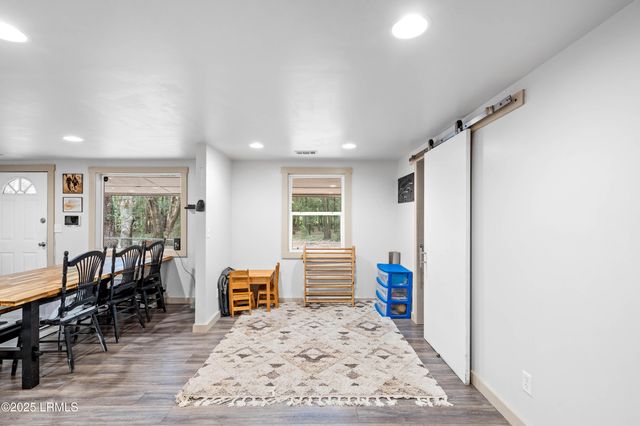 8 Billy Hill Road, Beaufort, SC 29906