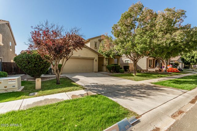 4131 E CULLUMBER Court, Gilbert, AZ 85234