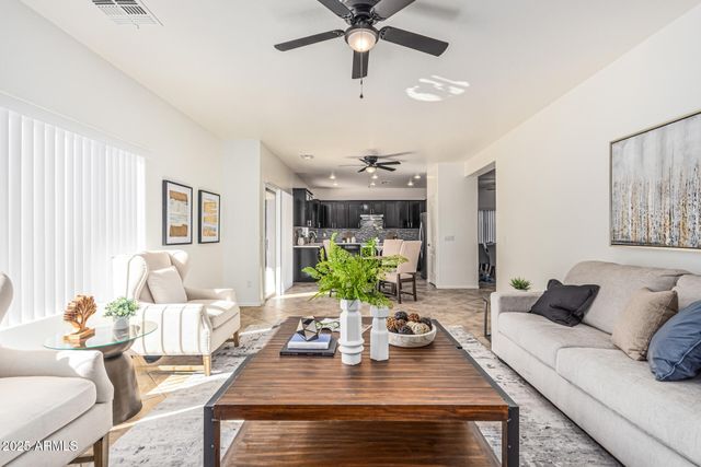 4131 E CULLUMBER Court, Gilbert, AZ 85234