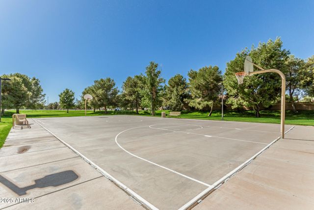 4131 E CULLUMBER Court, Gilbert, AZ 85234