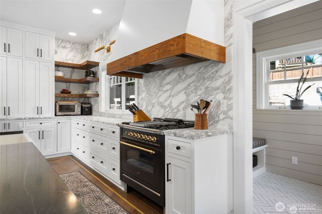 312 Prospect Street, Seattle, WA 98109