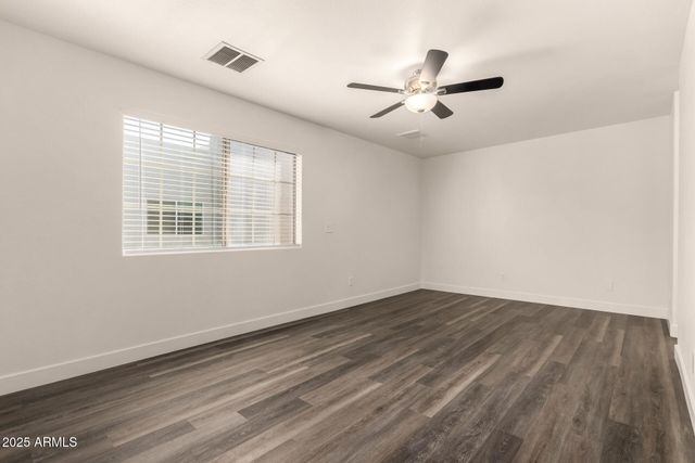 2838 E TRACY Lane 3, Phoenix, AZ 85032