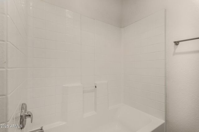 2838 E TRACY Lane 3, Phoenix, AZ 85032