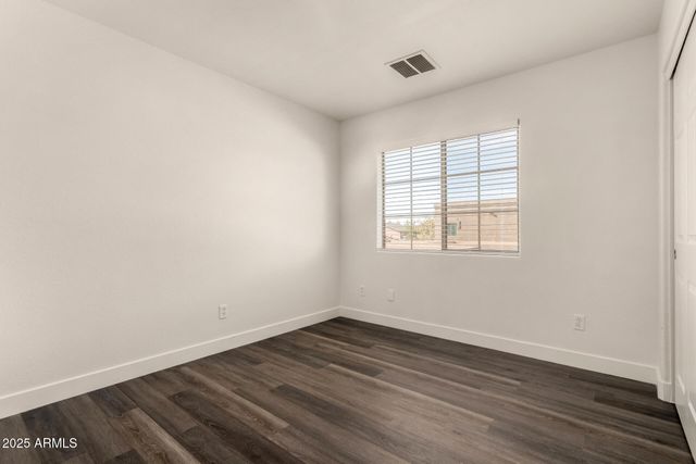 2838 E TRACY Lane 3, Phoenix, AZ 85032