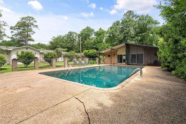 363 Mcqueen Avenue, Mobile, AL 36609