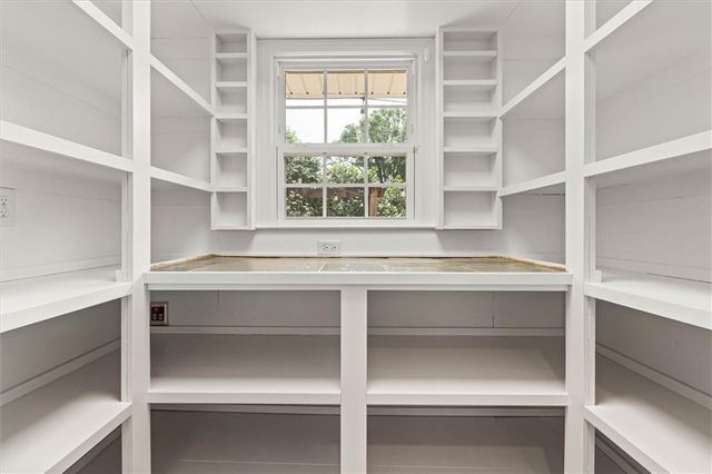 363 Mcqueen Avenue, Mobile, AL 36609