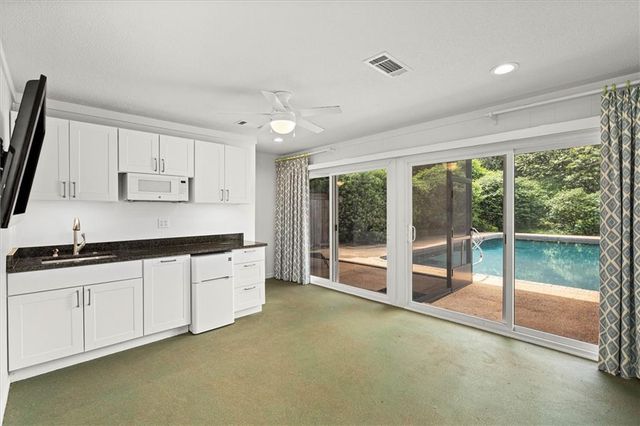 363 Mcqueen Avenue, Mobile, AL 36609