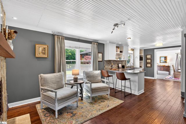 104 Central Avenue, Mauldin, SC 29662