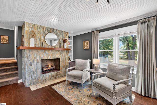 104 Central Avenue, Mauldin, SC 29662