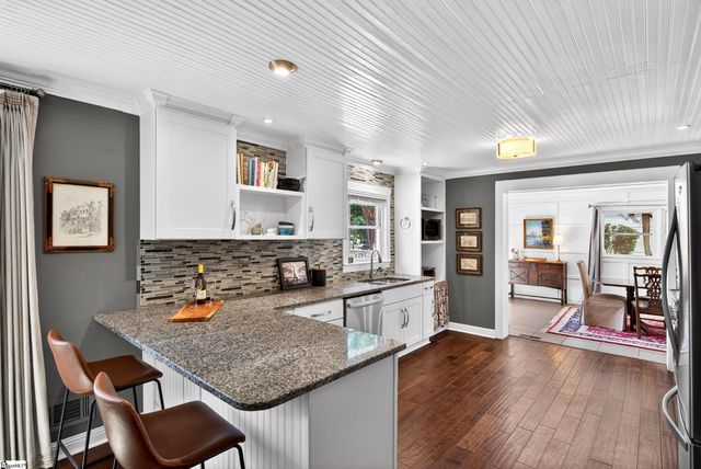 104 Central Avenue, Mauldin, SC 29662