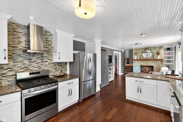 104 Central Avenue, Mauldin, SC 29662