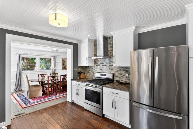 104 Central Avenue, Mauldin, SC 29662
