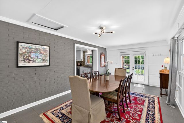 104 Central Avenue, Mauldin, SC 29662