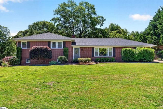 104 Central Avenue, Mauldin, SC 29662