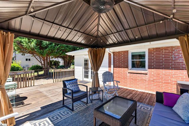 104 Central Avenue, Mauldin, SC 29662
