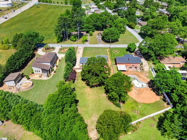 104 Central Avenue, Mauldin, SC 29662