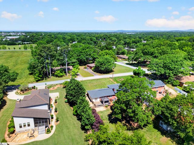 104 Central Avenue, Mauldin, SC 29662