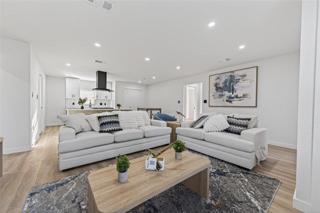 6621 Jason Street, Houston, TX 77074