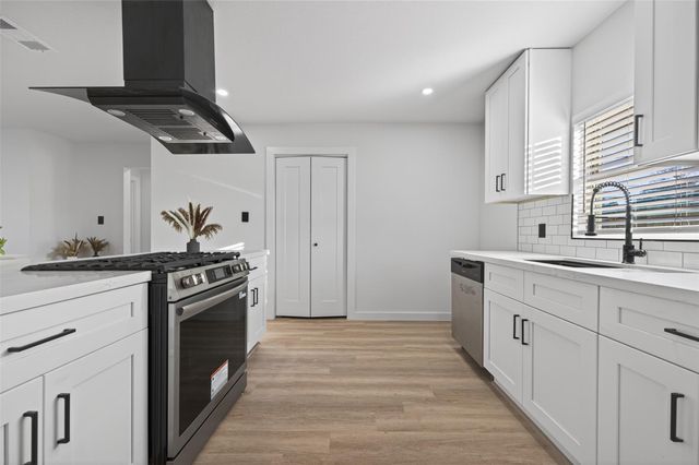 6621 Jason Street, Houston, TX 77074