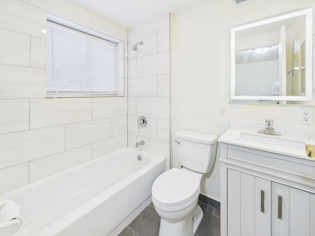 17681 Country Club Drive, Country Club Hills, IL 60478