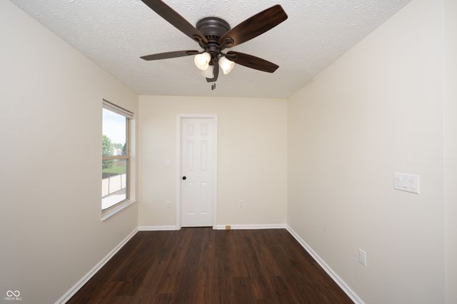 10194 Buell Drive, Avon, IN 46123