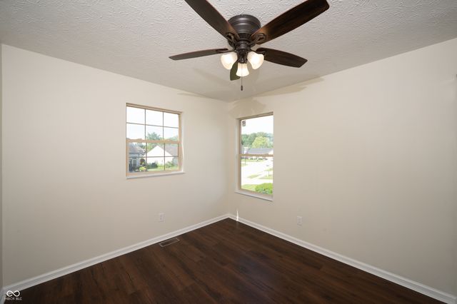 10194 Buell Drive, Avon, IN 46123