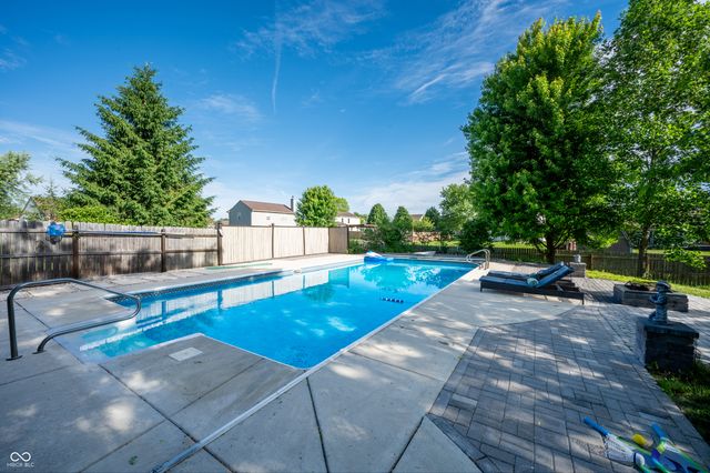 10194 Buell Drive, Avon, IN 46123