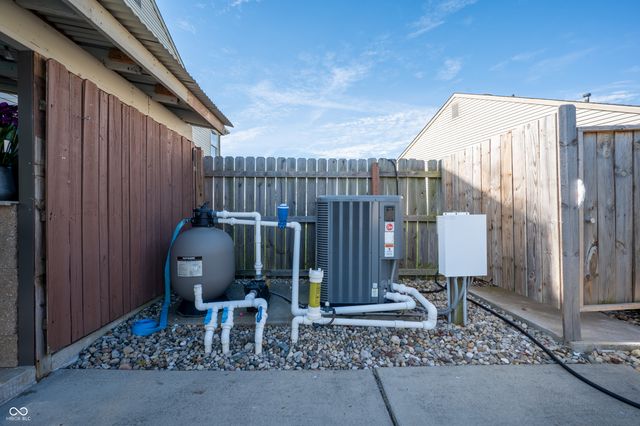 10194 Buell Drive, Avon, IN 46123