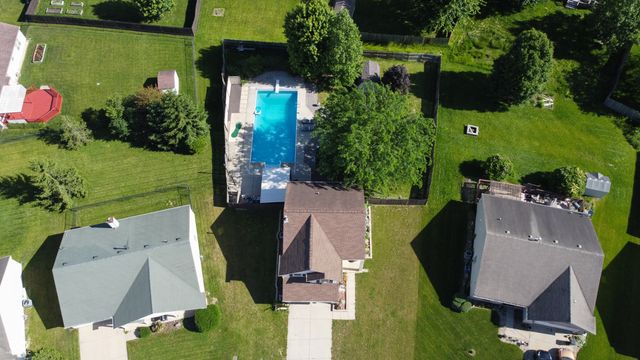 10194 Buell Drive, Avon, IN 46123