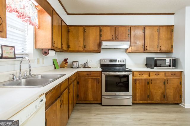3113 Ware Street, Blackshear, GA 31516