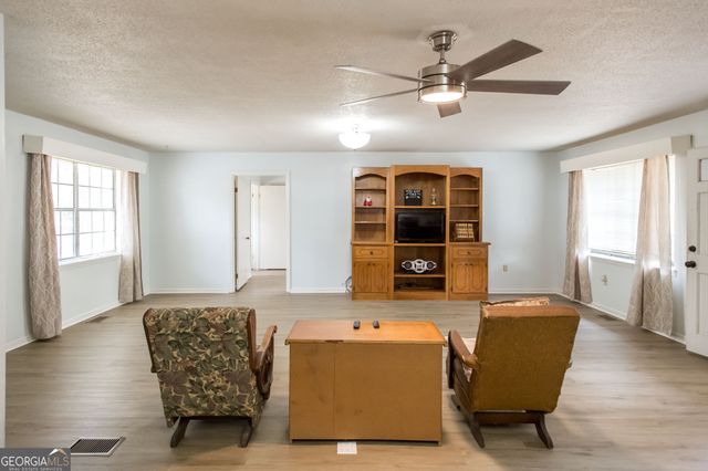 3113 Ware Street, Blackshear, GA 31516