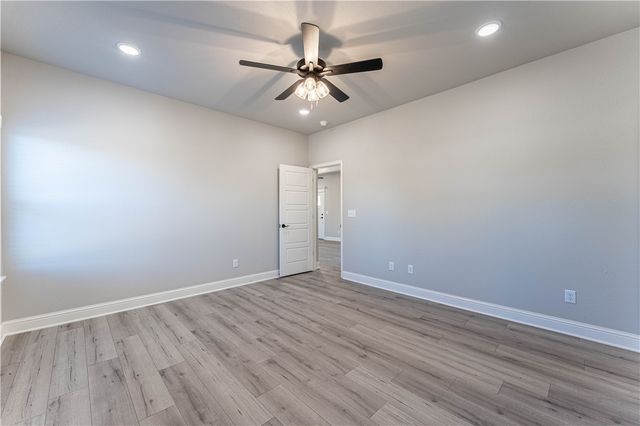 2312 John W Montgomery Circle, Pea Ridge, AR 72751