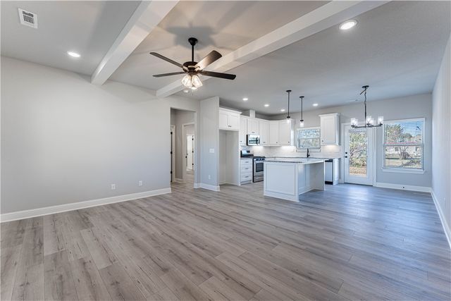 2312 John W Montgomery Circle, Pea Ridge, AR 72751